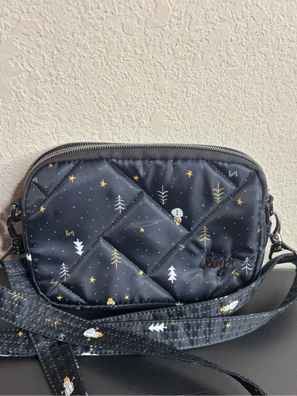 Lug Coupe SE Convertible Crossbody Bag the Snowman Trees